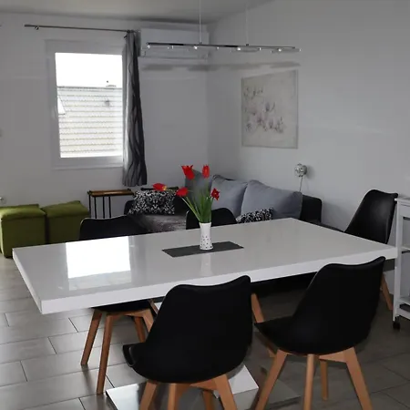 Appartement Apartma Javorscek *
